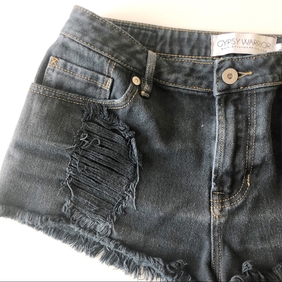 Gypsy Warrior Womens Junior Black Distressed Frayed Cut Off Denim Cutoff Short - Picture 4 of 9